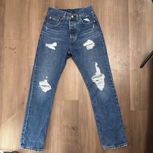 Levis 501 Jeans 25x28 Women's Premium Denim Button Fly Straight‎ Distressed